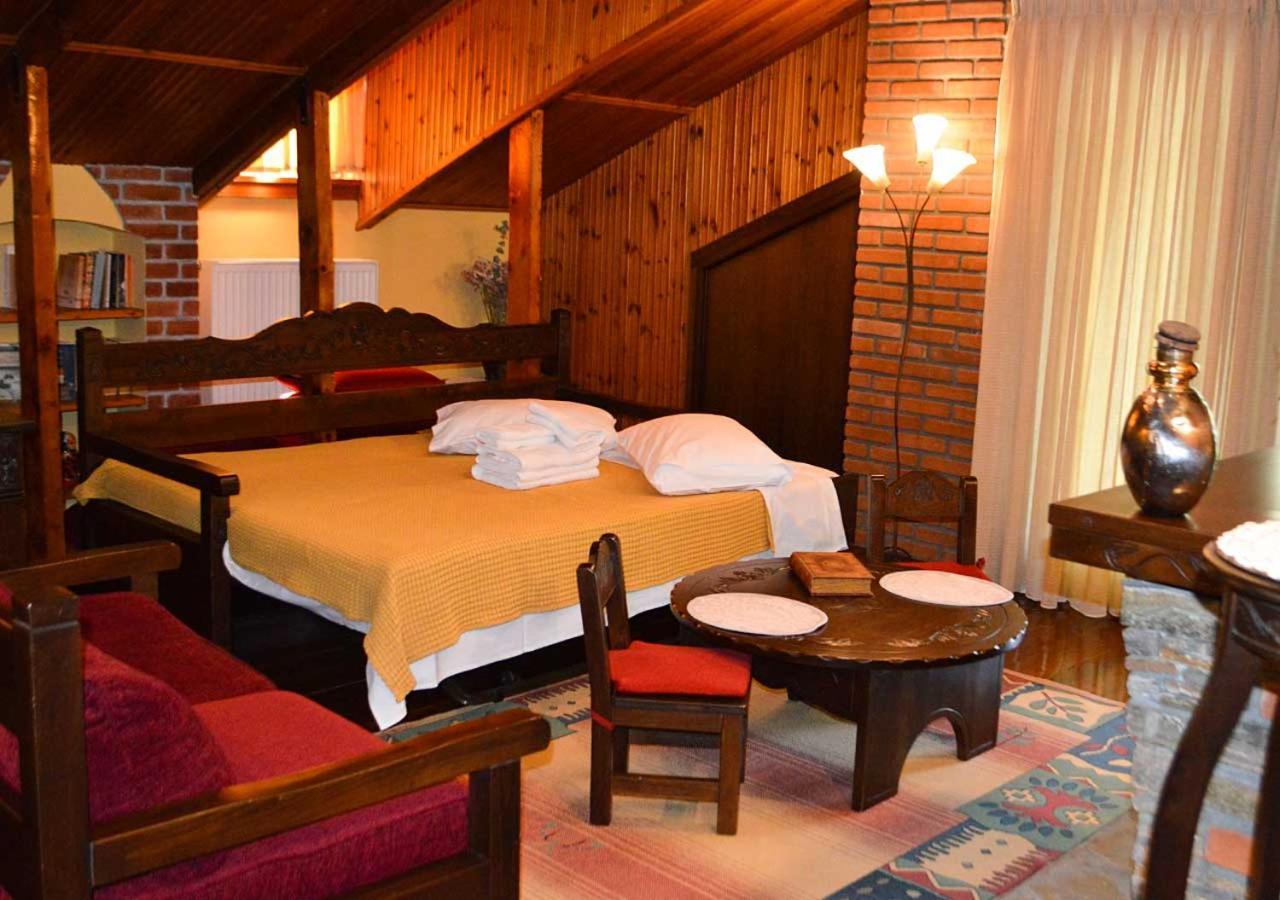 "The Plane Trees" Villa Polikarpi Ngoại thất bức ảnh